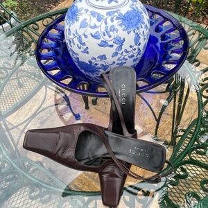 Gucci brown baby heels
